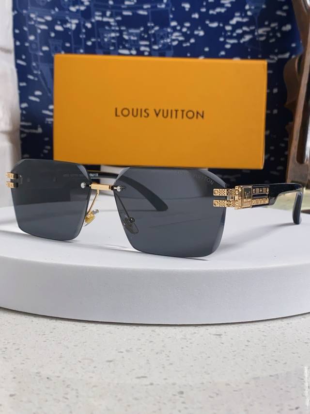 Louis Vuitton 2025 Lv New Frame-Less Sunglasses With Edged Frames, Small Square