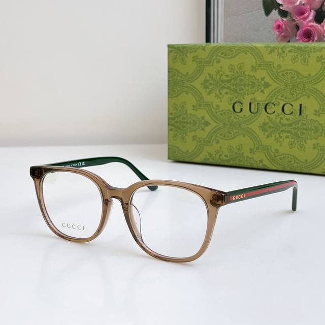 Gucci Model: Gg0935Oa Size: 54 X 19-145