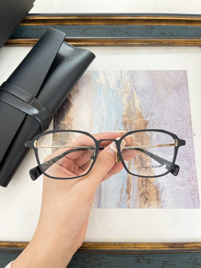 Yohji Yamamoto Model: Vision 02 Size: 50 Mouths 21-145 Titanium~~