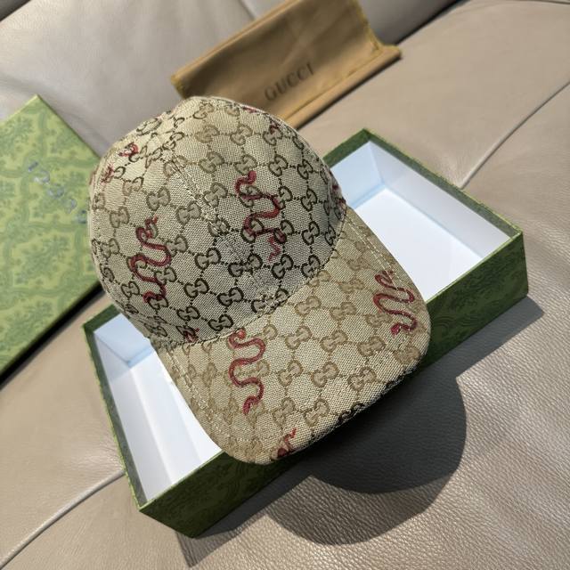 Comes With A Packaging Cloth Bag, Gucci New Original Baseball Cap, Snake Year Li