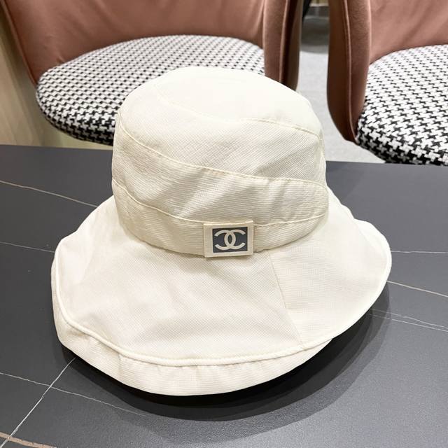 Chanel 2025 New Summer Asymmetrical Mini Chanel-Style Simple Fisherman's Hat, Cl