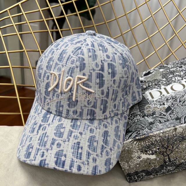 Dior Duckbill Hat Casual And Versatile Style, Full And Three-Dimensional High Cr