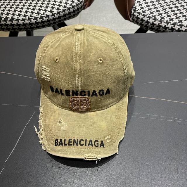 Balenciaga Original Baseball Cap - Exceptional Quality, Casual And Fashionable,