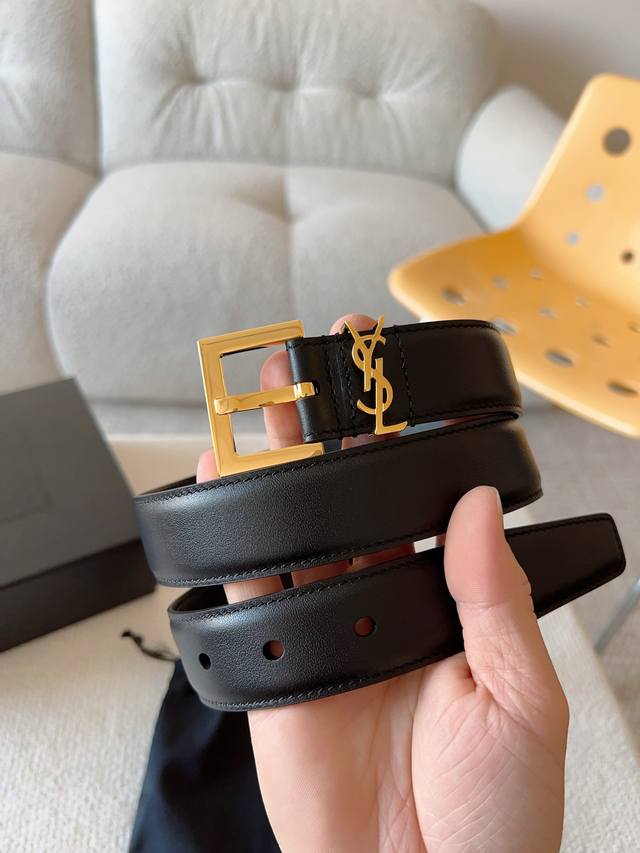 Saint Laurent Women's Belt; Original Molded Design For Enhanced Effect; Every De