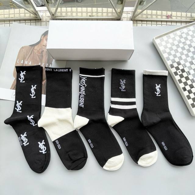 With Packaging, One Box Of Five Pairs, Saint Laurent, High-End Version Of The Be