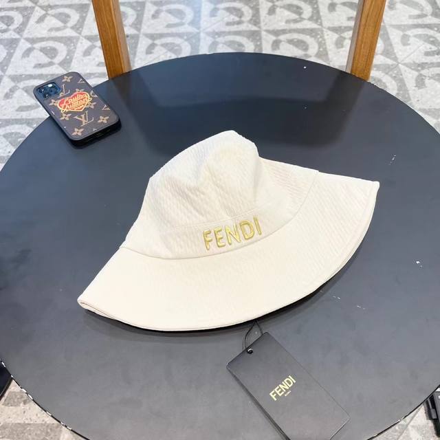 Fendi New Arrival Straw Hat, Fisherman's Hat, High-End Custom Design, Best-Selli