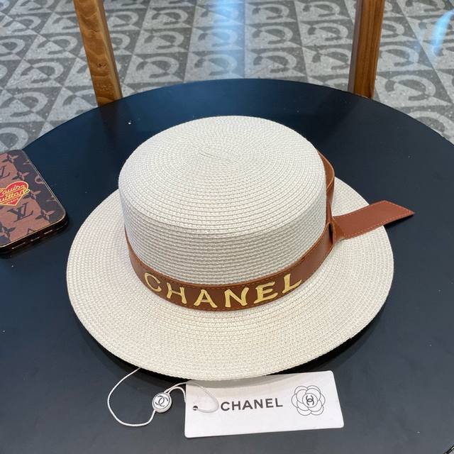 Chanel 2025 New Straw-Woven Luxury Brand Belt-Woven Straw Hat, Essential For Vac