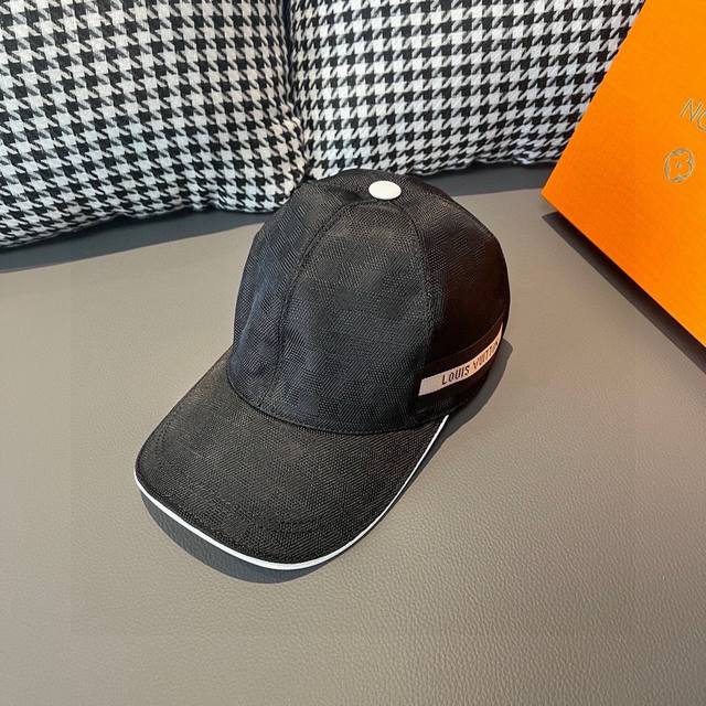 Comes With A Fabric Bag, Louis Vuitton New Original Baseball Cap, Classic Checke
