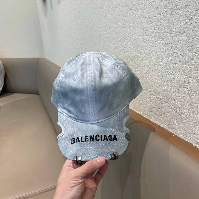 New Arrival Balenciaga Parisian House New Baseball Cap, In Stock And Ready To Sh