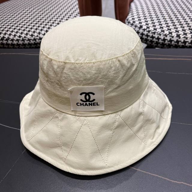 Chanel-2025 New Fisherman's Hat, Classic Small Chanel Style