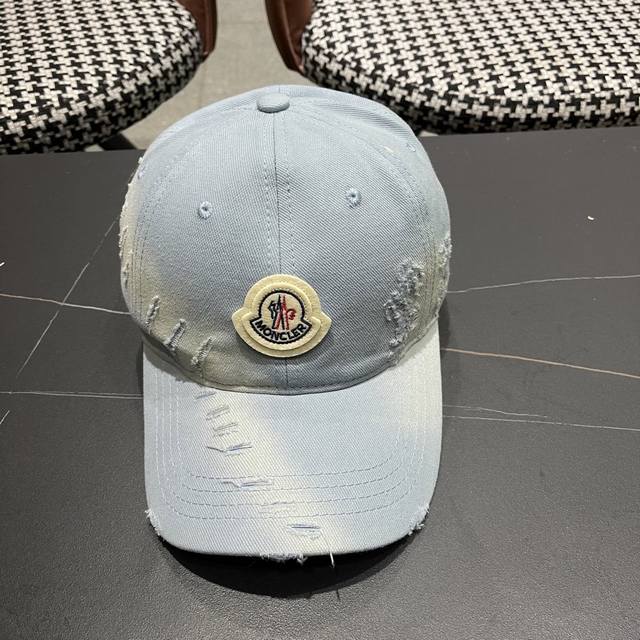 Spring/Summer New Arrival Moncler Baseball Cap, Youthful And Fashionable Color P