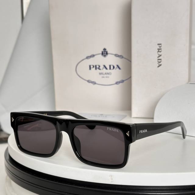 Prada* Model: Spra10S Size: 59Mm 19-145