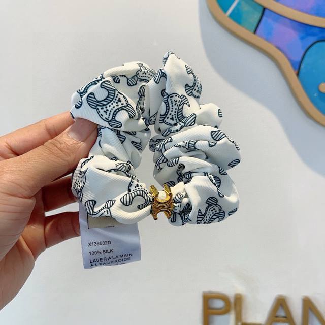 With Packaging: Celine Arc De Triomphe Viral Hairband, Exquisite Elastic Band, C