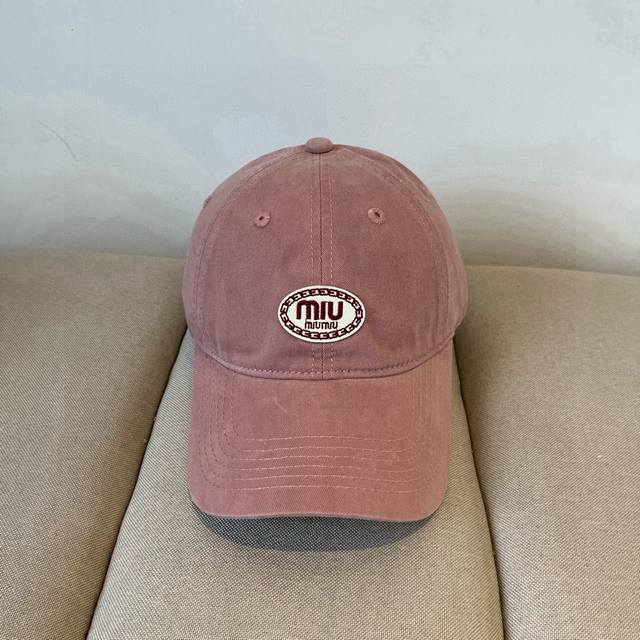 Miu Miu Original Spring/Summer New Baseball Cap, Authentic Mold Custom-Made, Ori
