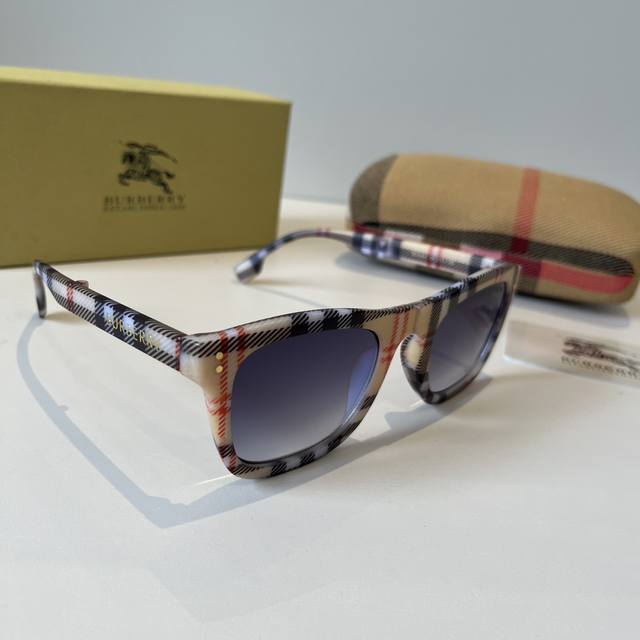 Burberry Men's And Women's Sunglasses: International Luxury Brand Style, Officia