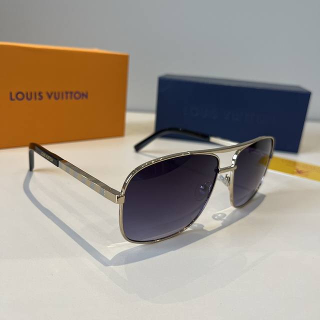 Lv Louis Vuitton New Arrival One-Piece Driving Sunglasses, A Must-Have For Trave