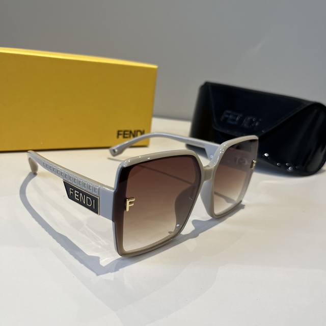Fendi Sunglasses Never Go Wrong With This Style! I Love It! The Ultimate Sunglas