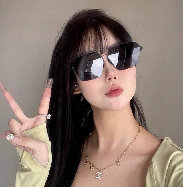 Gucci 2025 New Arrival Men's And Women's Couple Sunglasses Ip Electroplated Neve