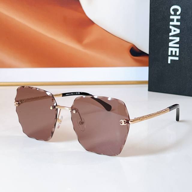 Chanel* Model: Ch2215 Size: 60Mm 16-145