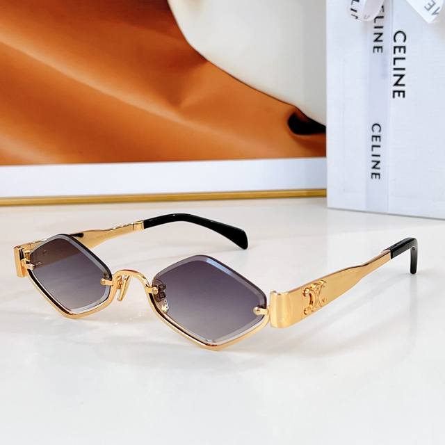 Celin* Model: Cl42117U Size: 53 Mouth 23-145