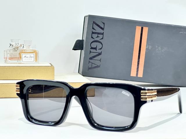 Box Sold Separately Ermenegildo Zegna Model: Ez0255 Size: 51-20-140
