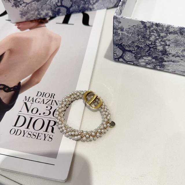 Comes With Packaging Box Single Dior New-Style Cd Small Pearl Hairband, Simple A