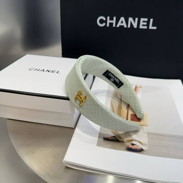 With Packaging Box Chanel Chanel's Latest Small Chanel Hairband. Summer Fresh An
