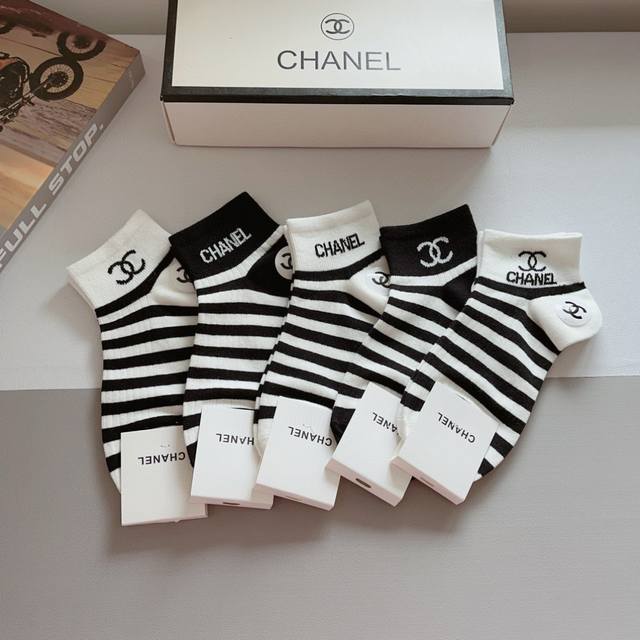 With Packaging, 5 Pairs Per Box. Chanel Classic Socks, High-Quality Cotton Mater