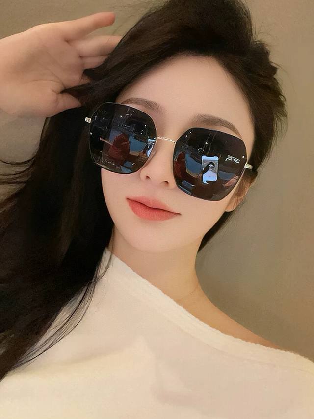 Gucci Polarized Sunglasses 2025 Spring New Arrival Trendy Bestseller Fashionable