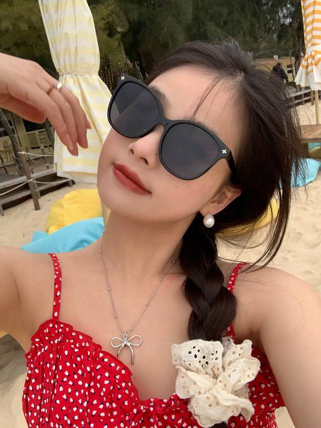 Lv Sunglasses Trend Official Website Model Same Style Four-Leaf Clover Elegant A