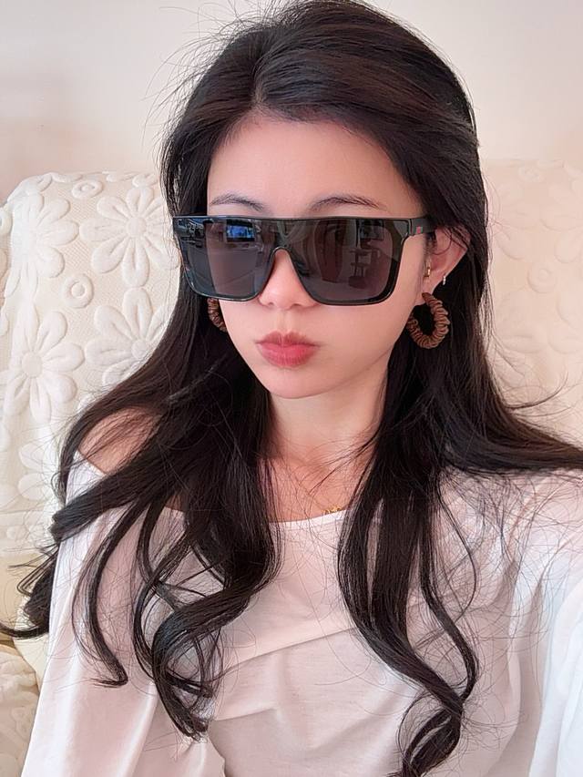 Gucci High-Quality Unisex Sunglasses, Suitable For Driving And Fishing, Versatil