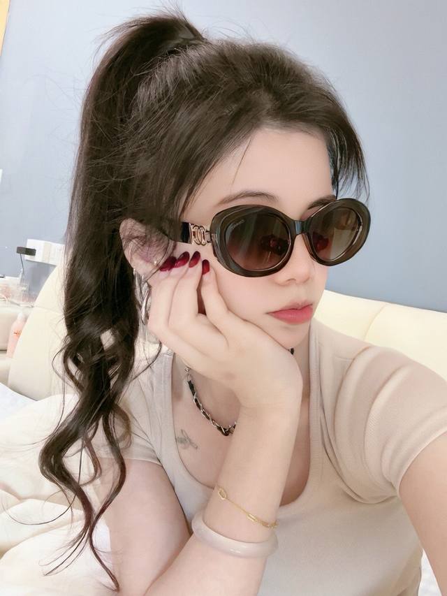 New Chanel Sunglasses Redefine The Latest Spring And Summer Eyewear With Unique