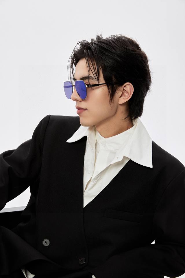 Gucci 2025 New Arrival Unisex Couple's Sunglasses, Polygonal Sunglasses With Ip