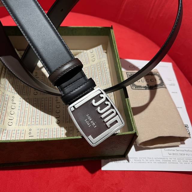 Gucci Original Molded Design, Double-Sided Genuine Imported Calfskin, Black Leat