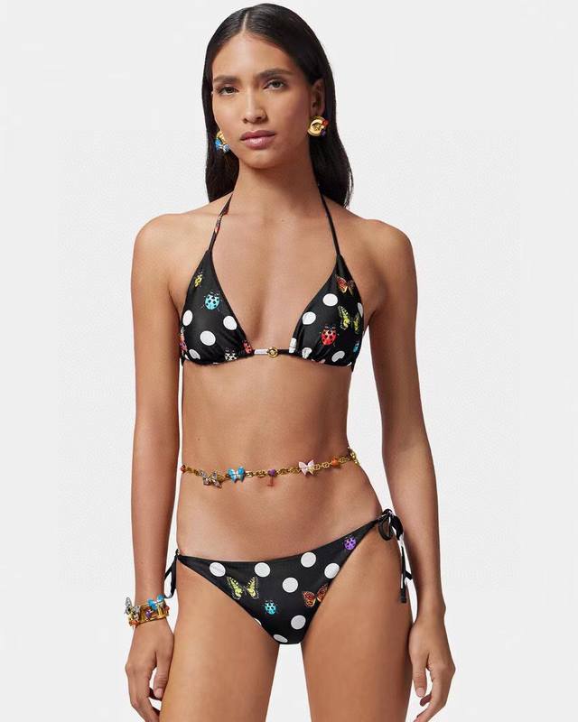 Versace Swimsuit, A Must-Have For Fashion-Forward Trendsetters! The Actual Produ