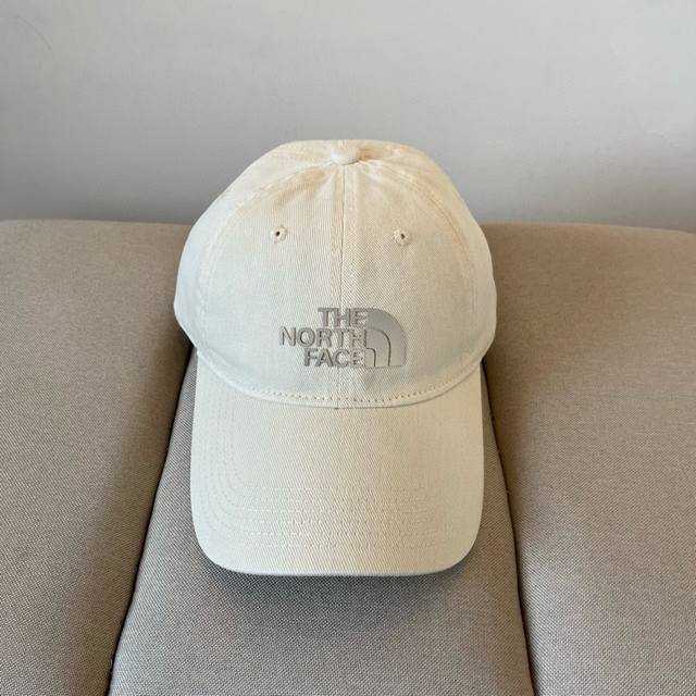 North Face Baseball Cap. Official New Baseball Cap, Original Quality, Now Availa