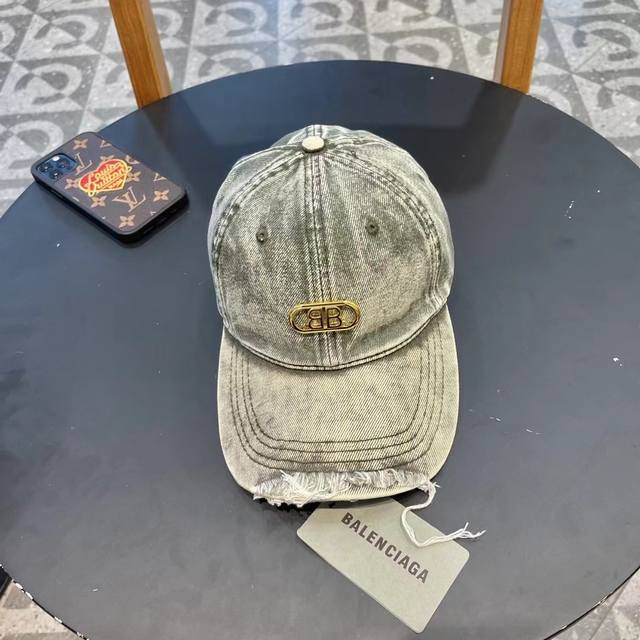 New Balenciaga Parisian Duckbill Hat With Letter Embroidered Logo Baseball Cap,