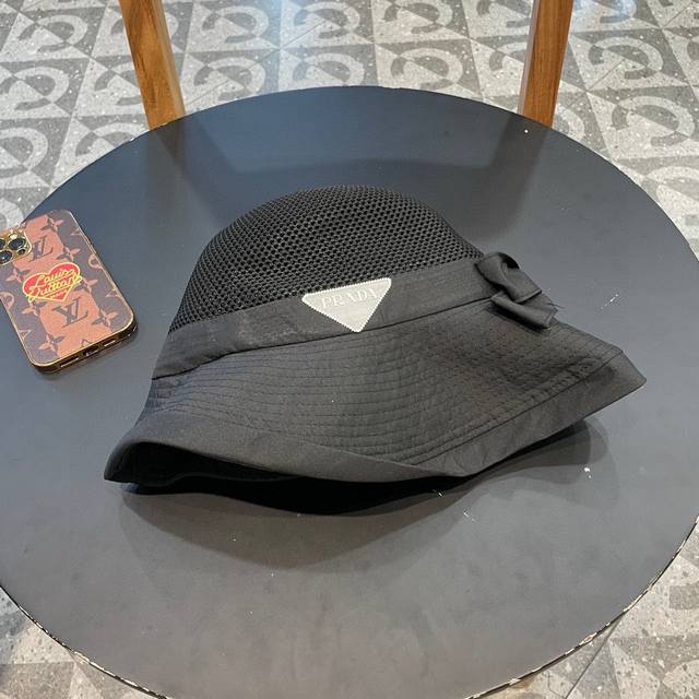Prada New Korean-Style Knitted Fabric Bow Fisherman's Hat, Sun-Protective And Uv