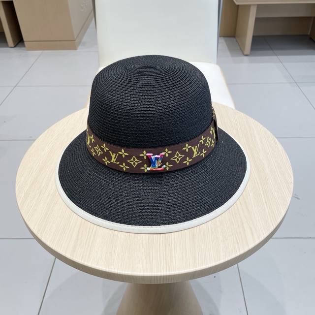 Lv Louis Vuitton 2025 New Resort-Style Hat, Straw Hat, Travel Essential, Super V