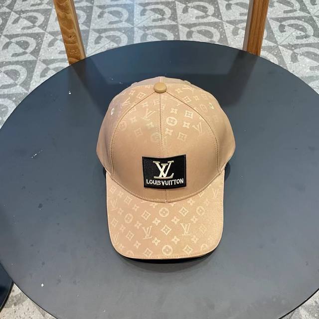 Louis Vuitton Official Store New Arrival Embroidered Baseball Cap, Simple And El