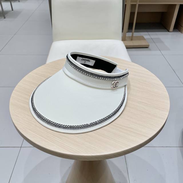 Chanel Summer Outdoor Play Double-Sided Ice Silk Open-Top Hat, Fashionable Korea