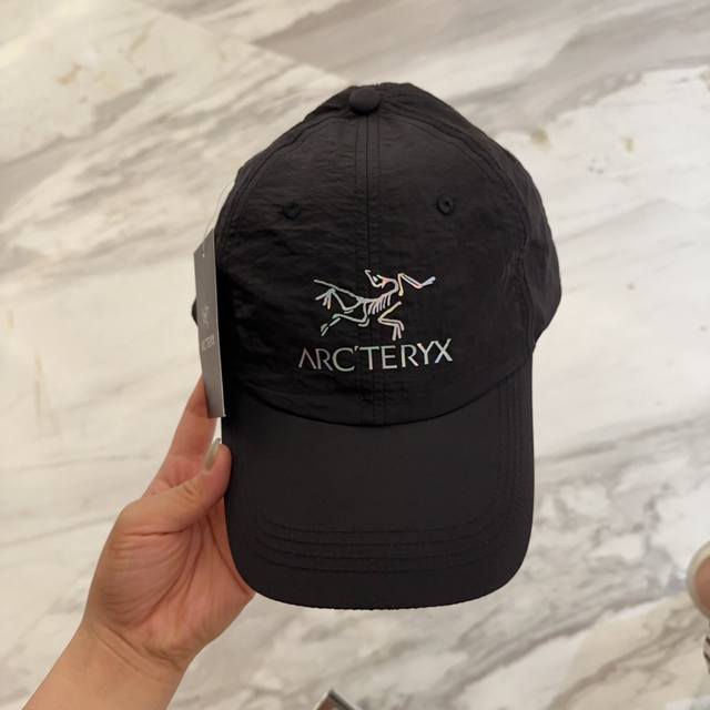 Arc'teryx New High-End Baseball Cap, Same As The Big Brands, Easy To Match, Now