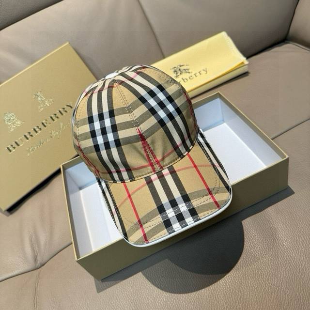 New Arrival, Comes With A Box And Fabric Bag. Burberry Original Single Baseball