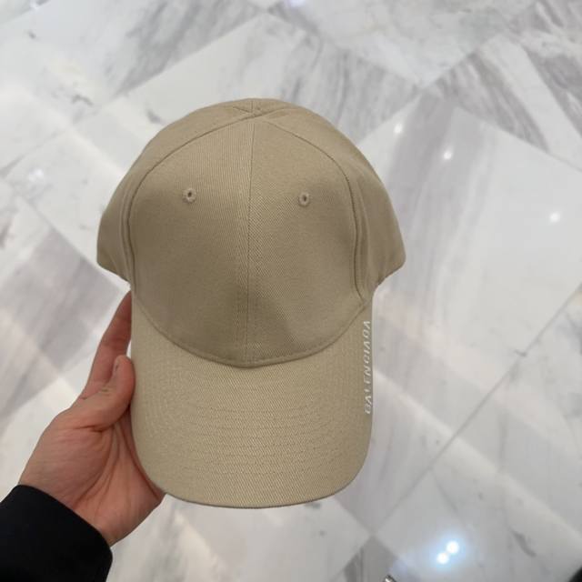 Sun Protection Essential | New Sun-Blocking Parisian Fisherman's Hat, Classic Co