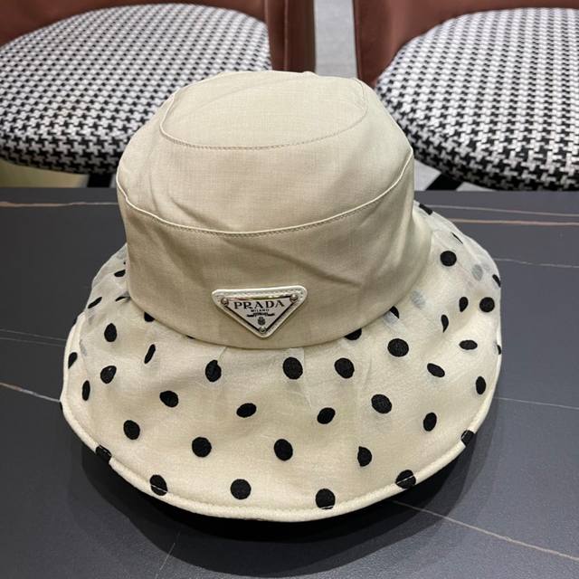 Prada New Fisherman's Hat, New Arrival, Super Versatile, Hurry And Get Yours!