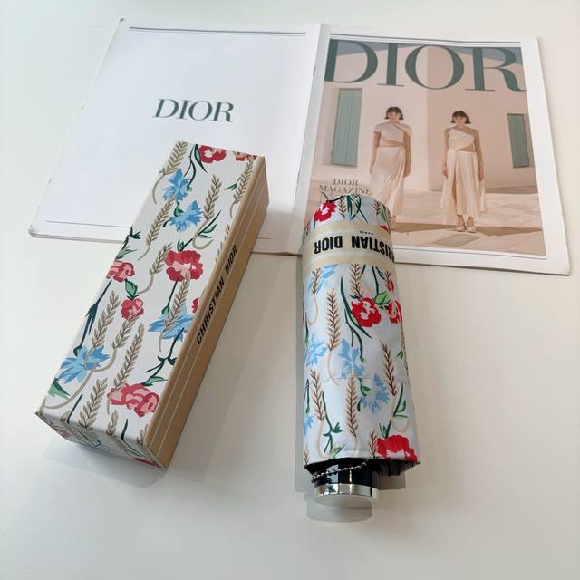 Dior Five-Fold Hand-Open Folding Umbrella Ultra-Lightweight, Pocket-Sized, Only