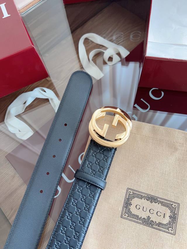 Gucci Classic Embossed Calfskin, Width 4.0 Cm, New Logo Horizontal Stripe From T