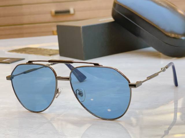 Dolce & Gabbana D*G New Sunglasses, Model: Dg2302, Size: 61Mm 16-143