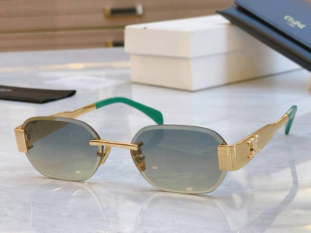 Celin* Sai*Lin New Sunglasses, Model: Cl42120U, Size: 57Mm 17-142