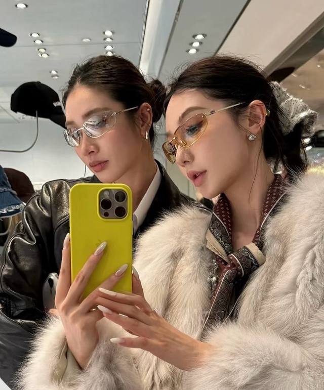 Miu Miu New Sunglasses, High Version, Model: Smu A50, Size: 68Mm 15-130